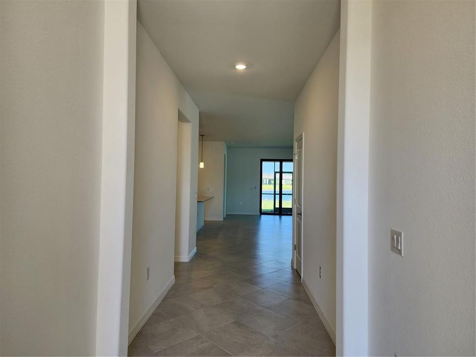 For Rent: $2,400 (4 beds, 3 baths, 2032 Square Feet)