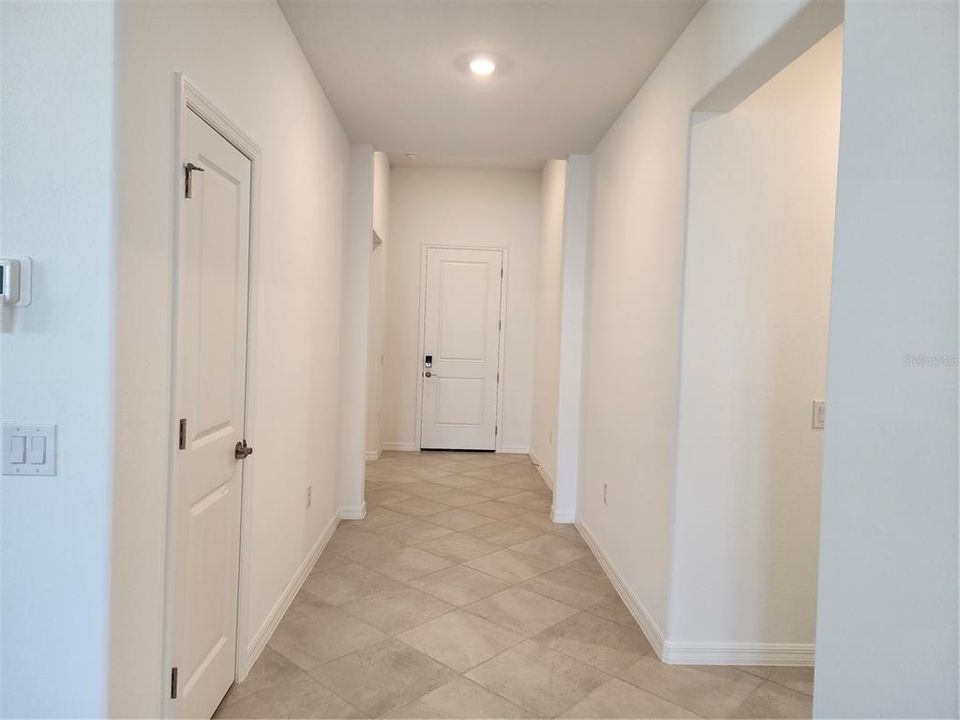 For Rent: $2,400 (4 beds, 3 baths, 2032 Square Feet)