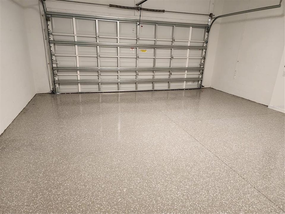 For Rent: $2,400 (4 beds, 3 baths, 2032 Square Feet)