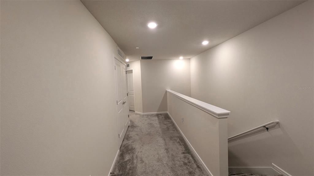 For Sale: $425,000 (3 beds, 2 baths, 1907 Square Feet)