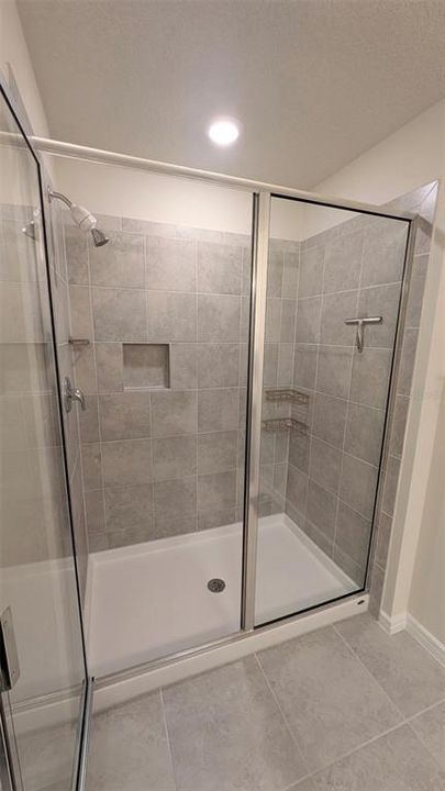 For Sale: $425,000 (3 beds, 2 baths, 1907 Square Feet)