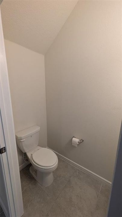 For Sale: $425,000 (3 beds, 2 baths, 1907 Square Feet)