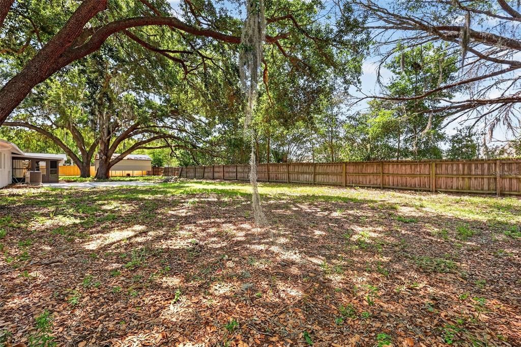 For Sale: $325,000 (3 beds, 2 baths, 1468 Square Feet)