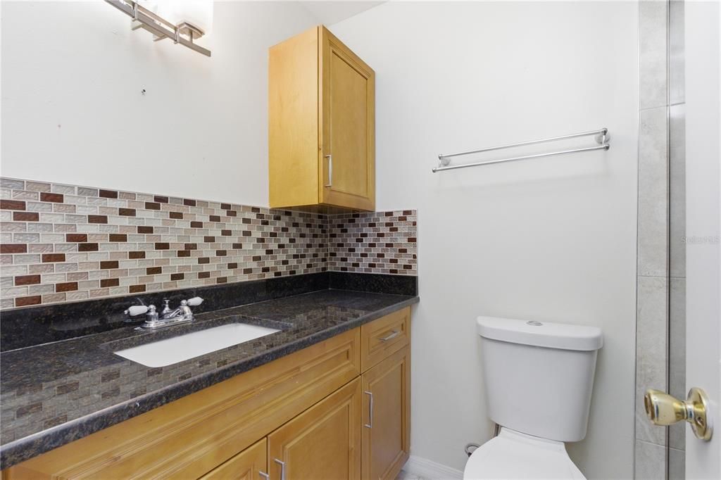 En Venta: $200,000 (2 camas, 2 baños, 999 Pies cuadrados)