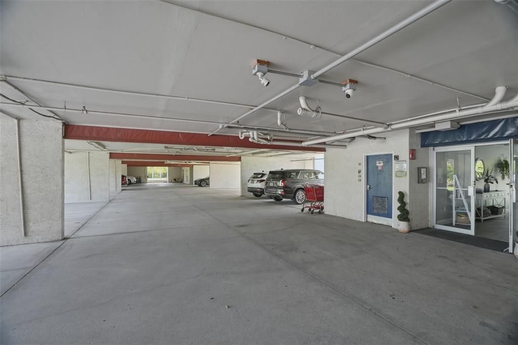 For Sale: $177,500 (2 beds, 2 baths, 1146 Square Feet)