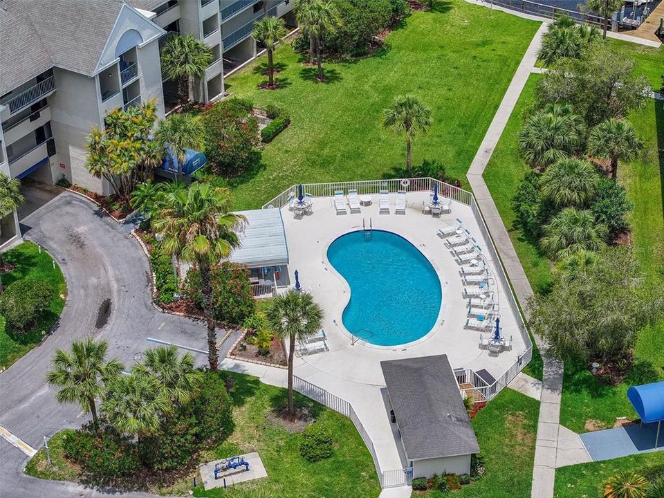 For Sale: $177,500 (2 beds, 2 baths, 1146 Square Feet)