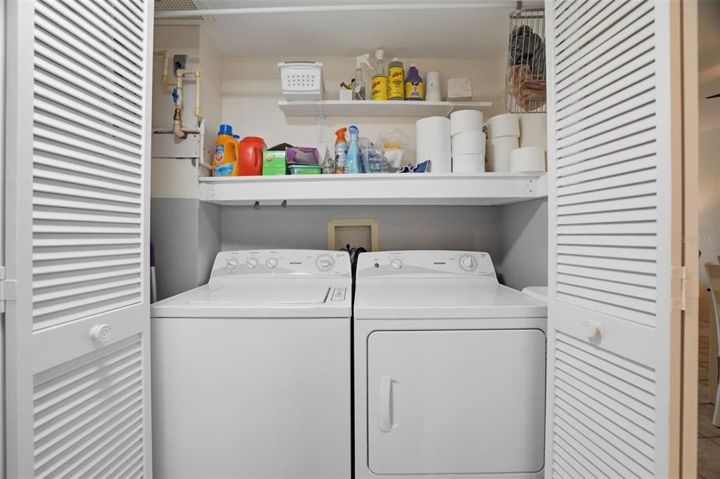 For Sale: $177,500 (2 beds, 2 baths, 1146 Square Feet)