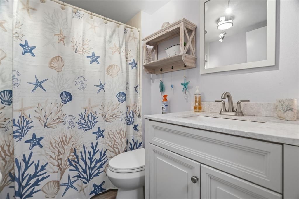 For Sale: $177,500 (2 beds, 2 baths, 1146 Square Feet)
