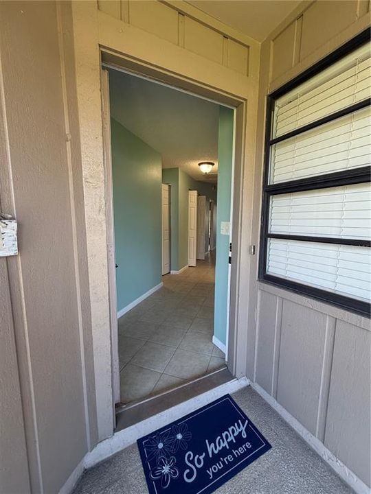 Active With Contract: $154,000 (2 beds, 2 baths, 930 Square Feet)