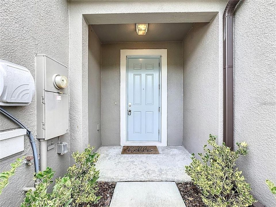 Active With Contract: $2,200 (3 beds, 2 baths, 1760 Square Feet)