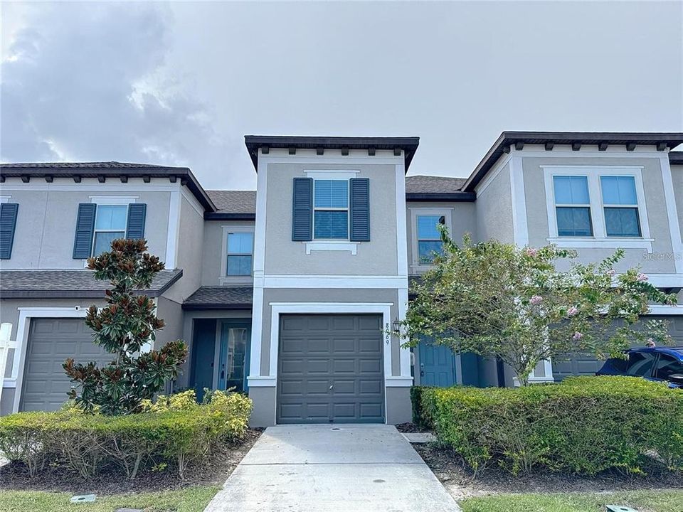 Active With Contract: $2,200 (3 beds, 2 baths, 1760 Square Feet)