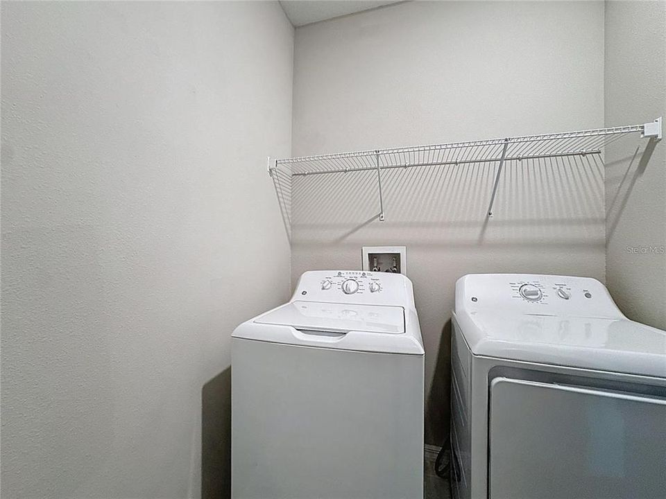 Active With Contract: $2,200 (3 beds, 2 baths, 1760 Square Feet)