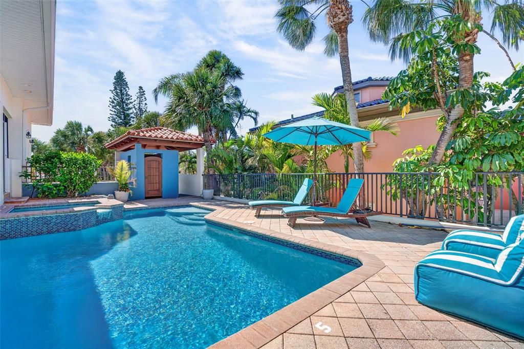 For Sale: $2,045,000 (6 beds, 7 baths, 3971 Square Feet)