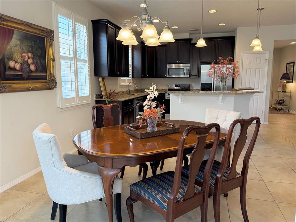 For Rent: $1,800 (2 beds, 2 baths, 1614 Square Feet)