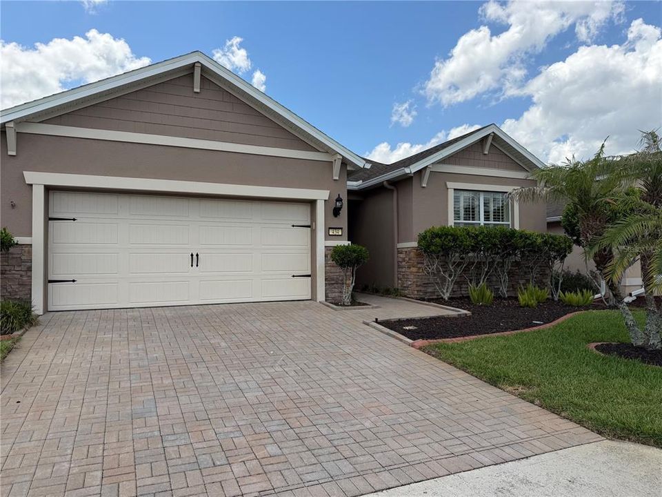 For Rent: $1,800 (2 beds, 2 baths, 1614 Square Feet)