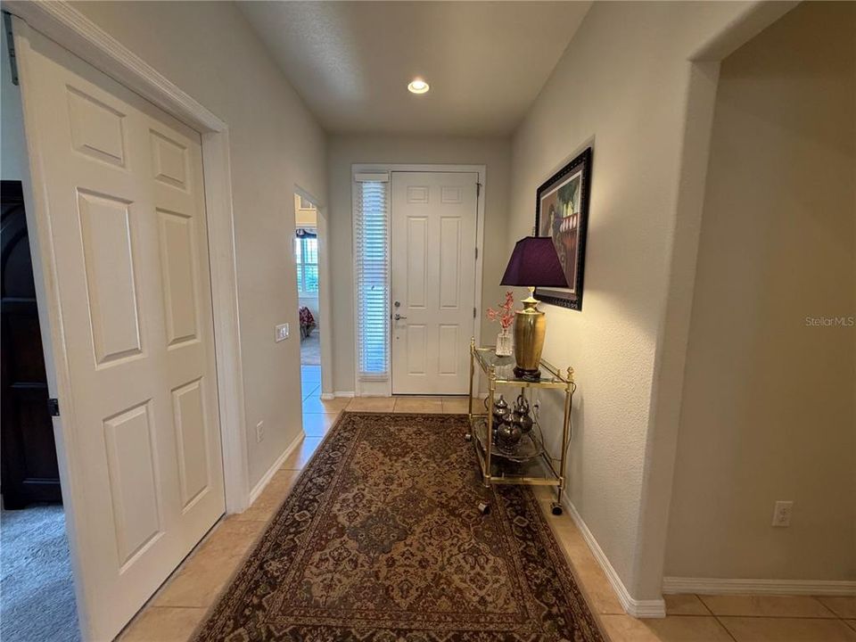 For Rent: $1,800 (2 beds, 2 baths, 1614 Square Feet)