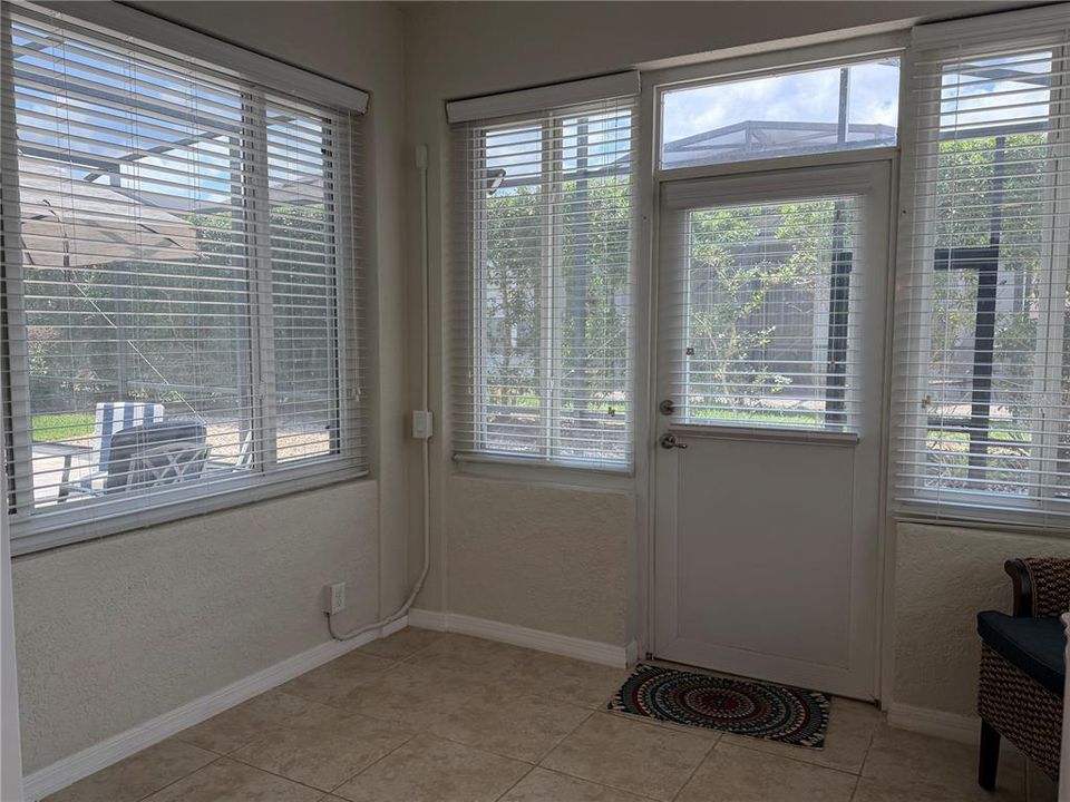 For Rent: $1,800 (2 beds, 2 baths, 1614 Square Feet)