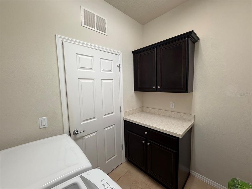 For Rent: $1,800 (2 beds, 2 baths, 1614 Square Feet)