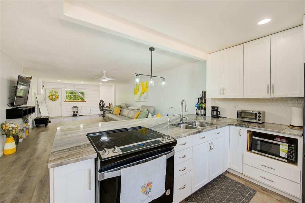 En Venta: $169,900 (2 camas, 2 baños, 1000 Pies cuadrados)