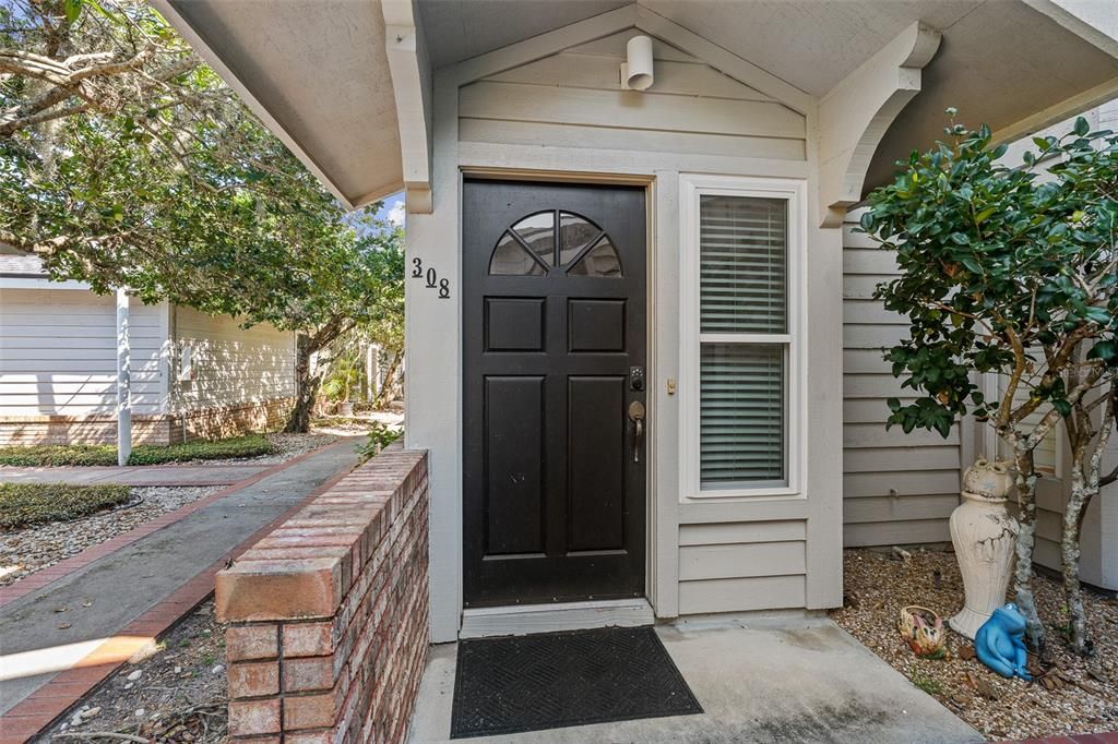 For Sale: $240,000 (2 beds, 2 baths, 1294 Square Feet)