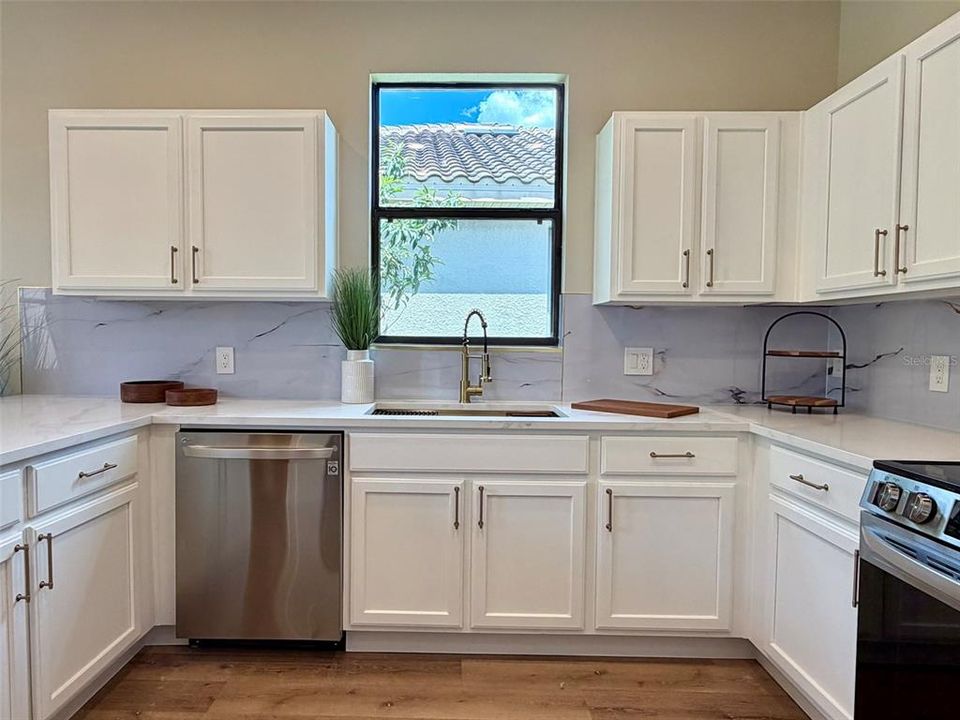 En Venta: $349,900 (3 camas, 2 baños, 1827 Pies cuadrados)