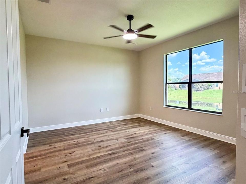 En Venta: $349,900 (3 camas, 2 baños, 1827 Pies cuadrados)