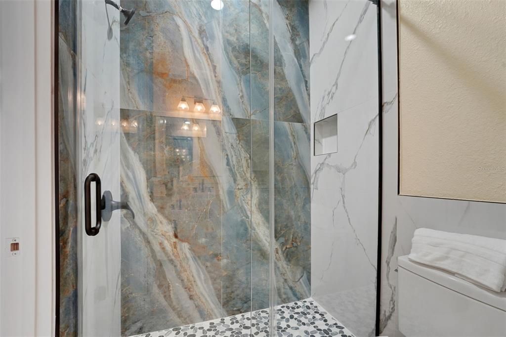 En Venta: $3,499,000 (7 camas, 7 baños, 7313 Pies cuadrados)