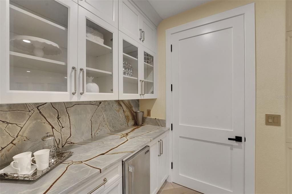 En Venta: $3,499,000 (7 camas, 7 baños, 7313 Pies cuadrados)