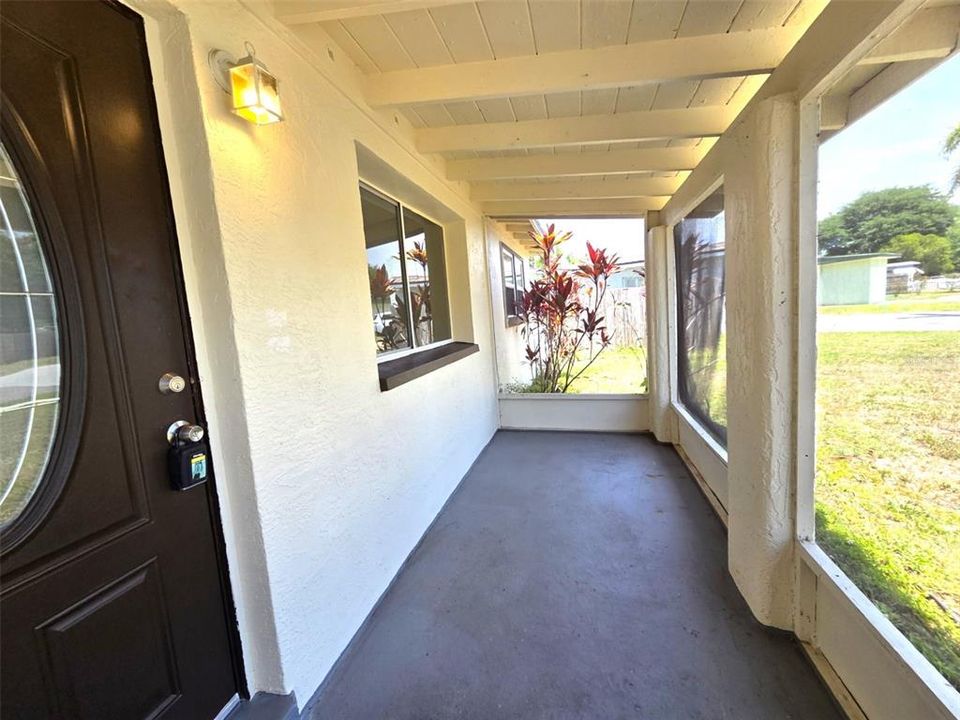 For Rent: $2,295 (3 beds, 2 baths, 1066 Square Feet)