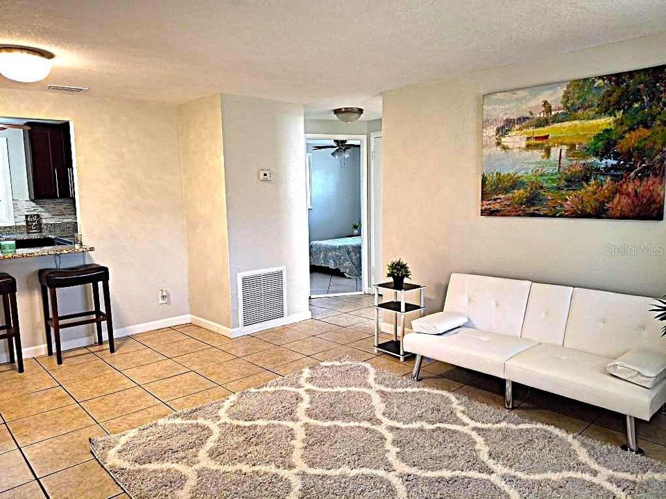 For Rent: $2,295 (3 beds, 2 baths, 1066 Square Feet)