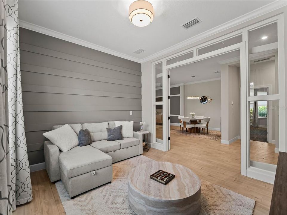 En Venta: $899,000 (3 camas, 3 baños, 2367 Pies cuadrados)