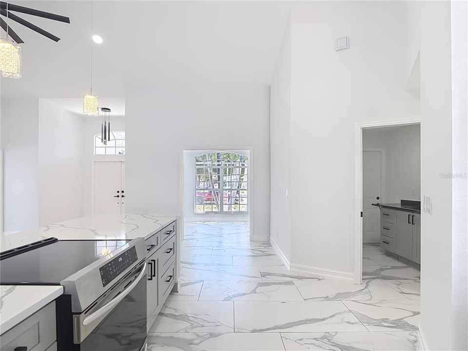 На продажу: $499,900 (3 спален, 2 ванн, 2359 Квадратных фут)