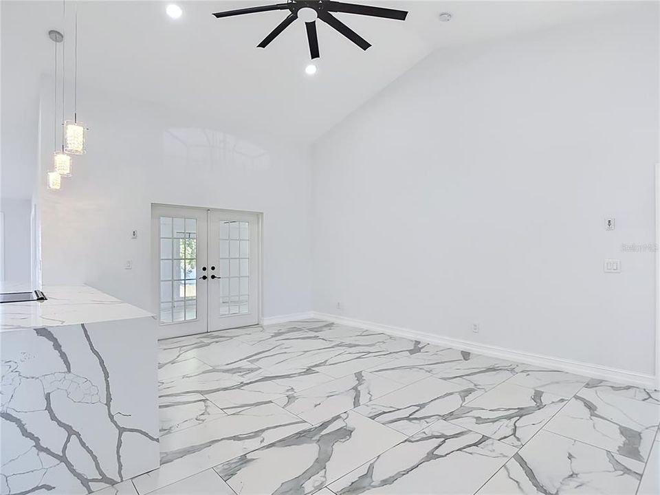 На продажу: $499,900 (3 спален, 2 ванн, 2359 Квадратных фут)