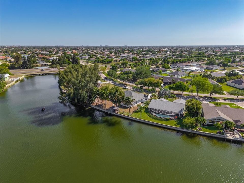 На продажу: $499,900 (3 спален, 2 ванн, 2359 Квадратных фут)