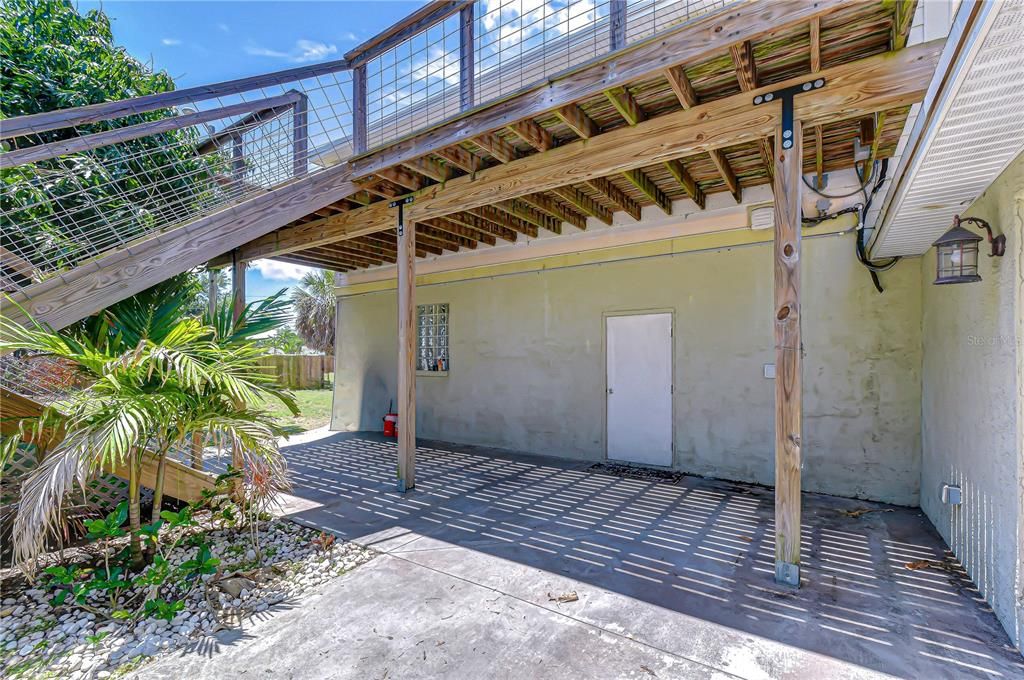 For Sale: $650,000 (3 beds, 2 baths, 2296 Square Feet)