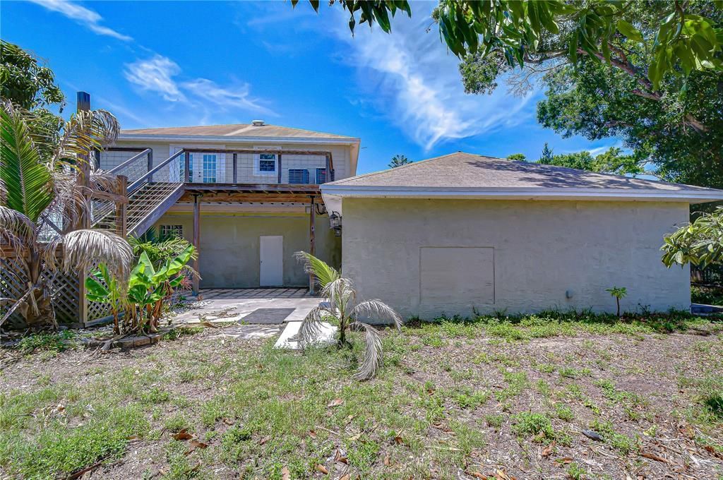 For Sale: $650,000 (3 beds, 2 baths, 2296 Square Feet)