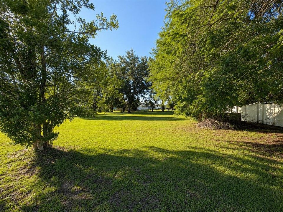 En Venta: $52,000 (0.40 acres)