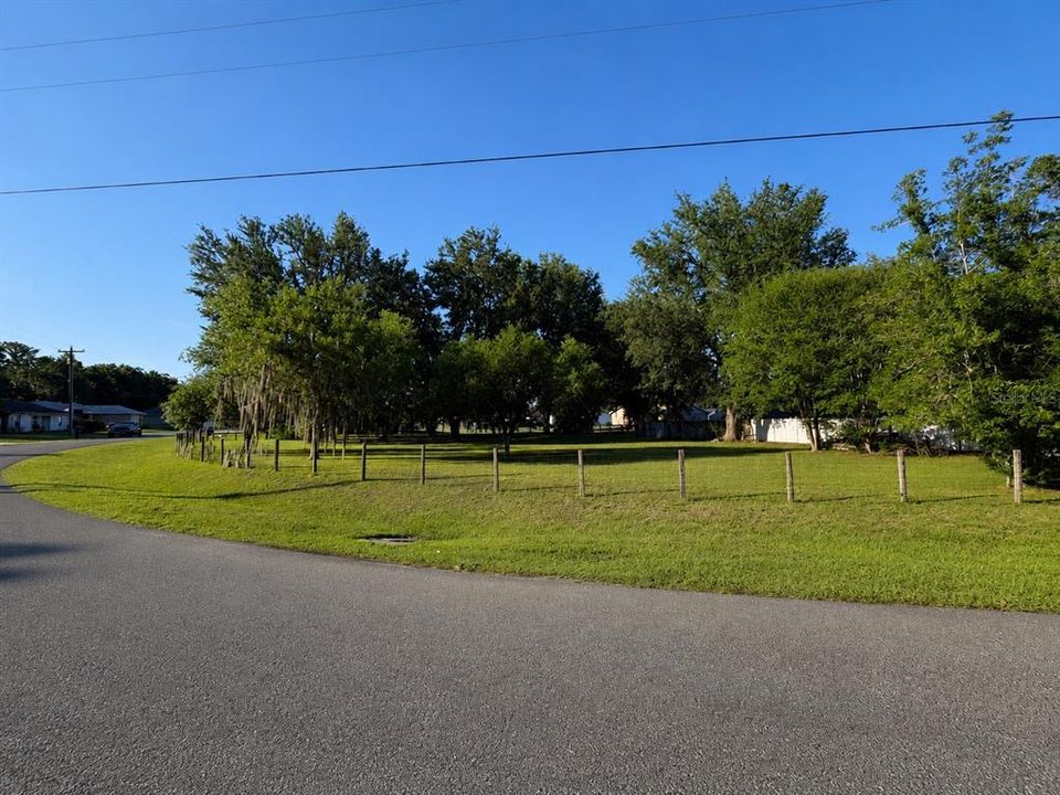 En Venta: $52,000 (0.40 acres)