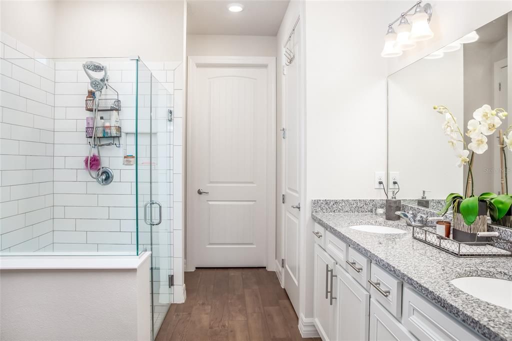 For Rent: $2,995 (3 beds, 2 baths, 2000 Square Feet)