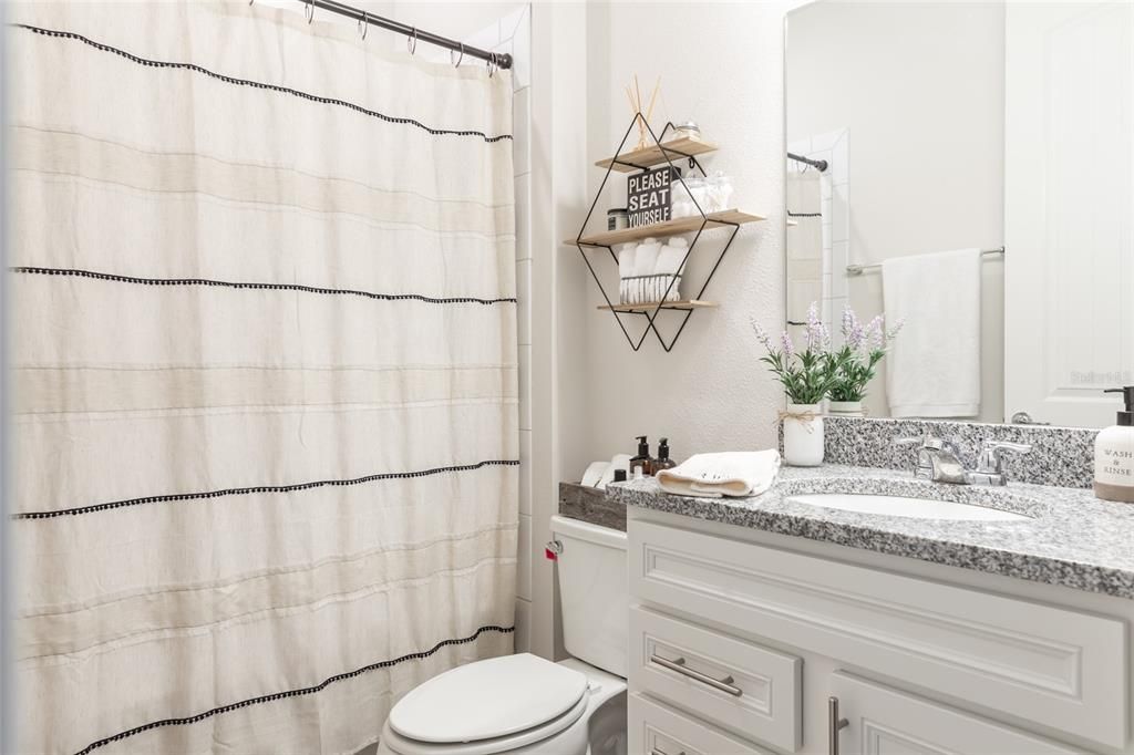 For Rent: $2,995 (3 beds, 2 baths, 2000 Square Feet)
