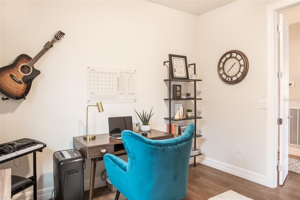 For Rent: $2,995 (3 beds, 2 baths, 2000 Square Feet)
