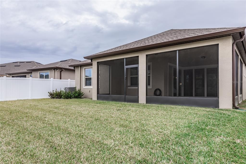 For Rent: $2,995 (3 beds, 2 baths, 2000 Square Feet)