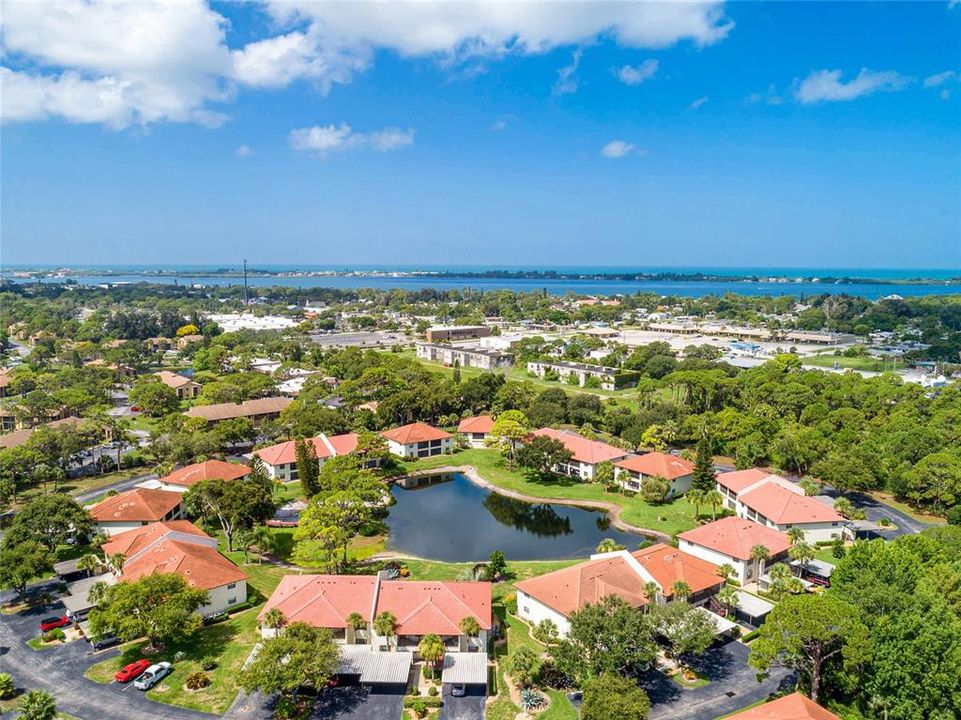 For Sale: $214,900 (2 beds, 2 baths, 1112 Square Feet)