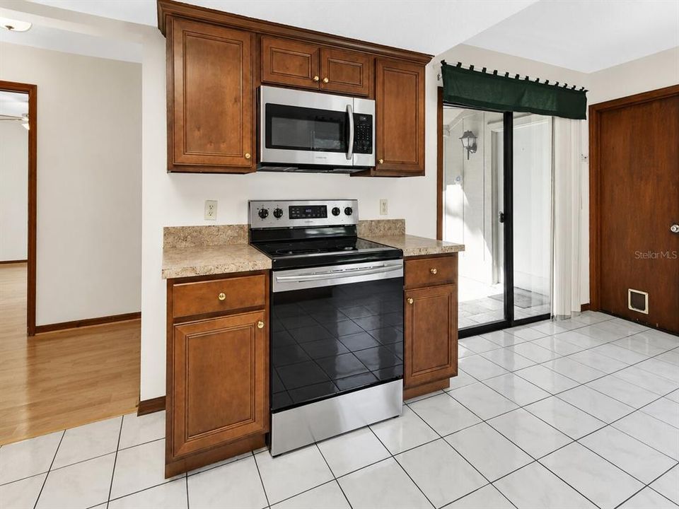 En Venta: $314,000 (3 camas, 2 baños, 1500 Pies cuadrados)