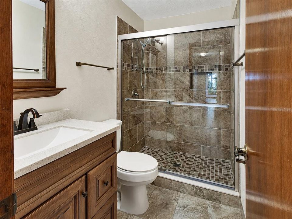 En Venta: $314,000 (3 camas, 2 baños, 1500 Pies cuadrados)