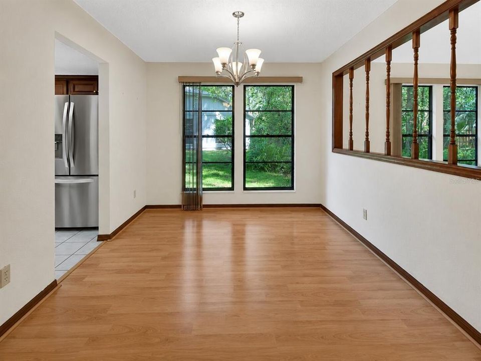 En Venta: $314,000 (3 camas, 2 baños, 1500 Pies cuadrados)