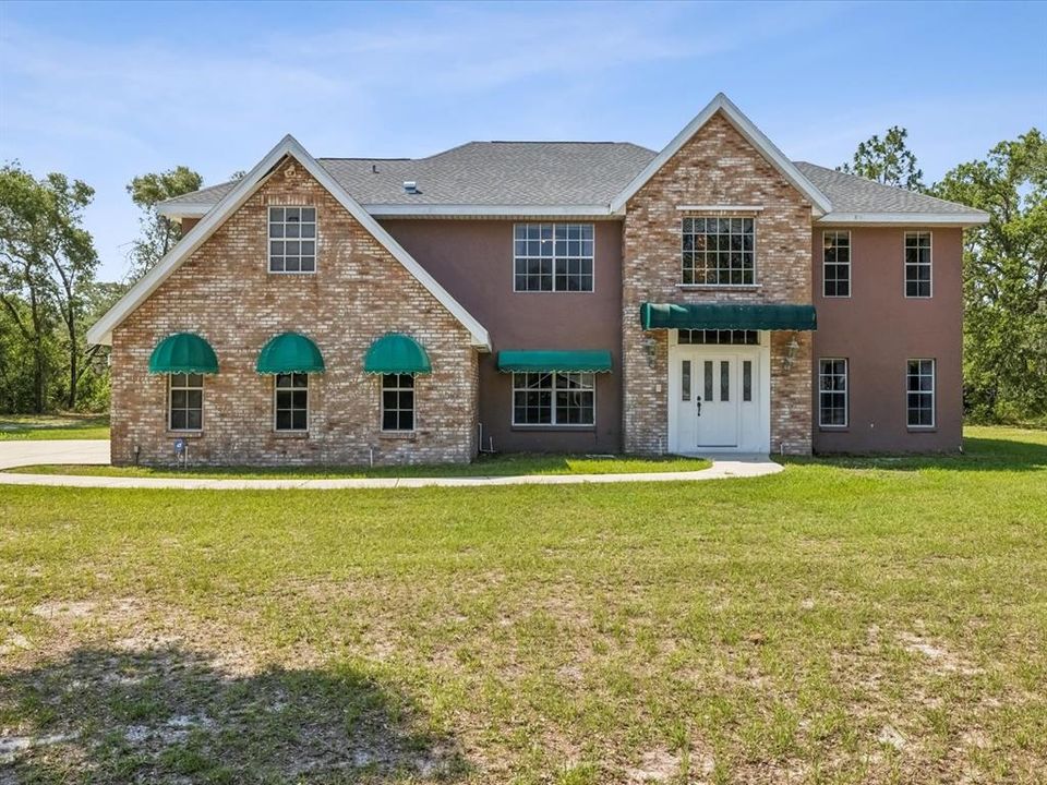 For Sale: $650,000 (5 beds, 3 baths, 3678 Square Feet)