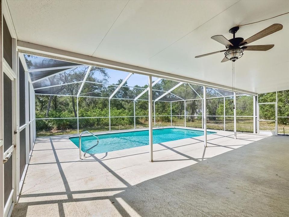 For Sale: $650,000 (5 beds, 3 baths, 3678 Square Feet)