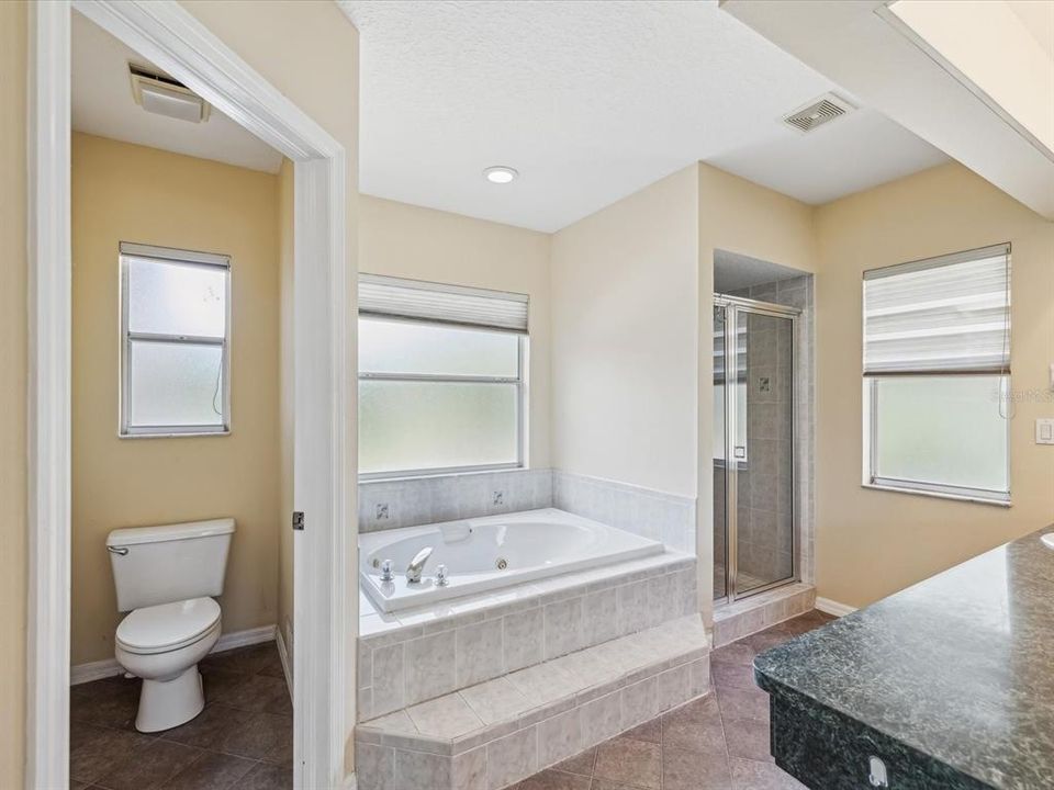 For Sale: $650,000 (5 beds, 3 baths, 3678 Square Feet)