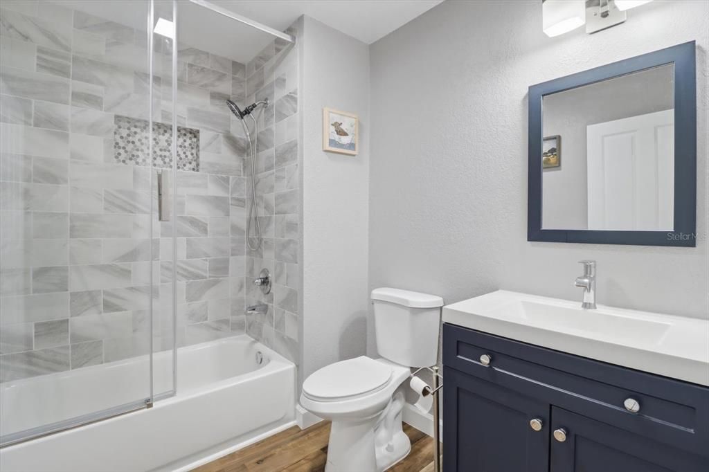 For Sale: $1,150,000 (3 beds, 2 baths, 2160 Square Feet)